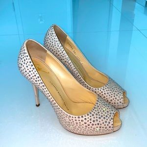 Authentic Giuseppe Zanotti crystal heels in nude
